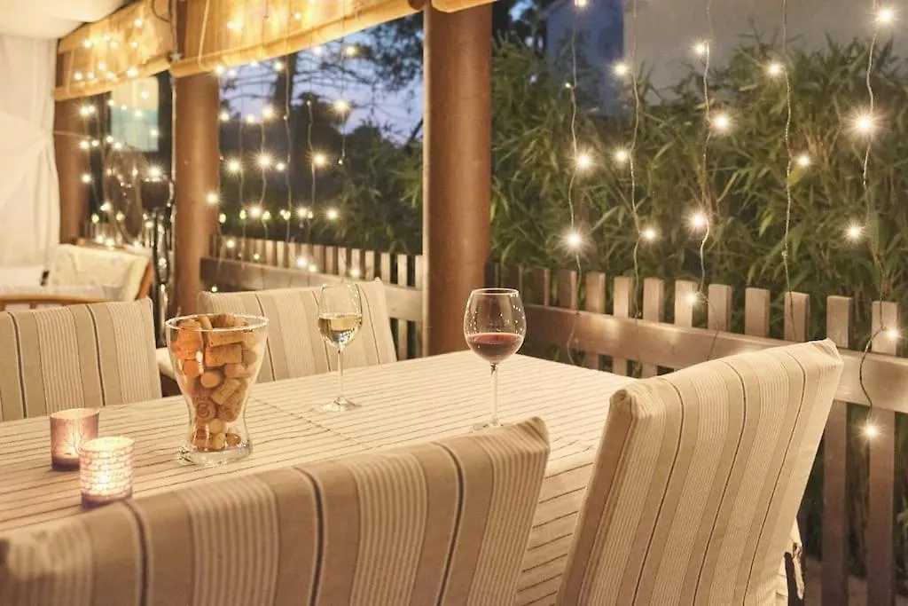 Zhouse Inn - Your Holiday House Petrcane