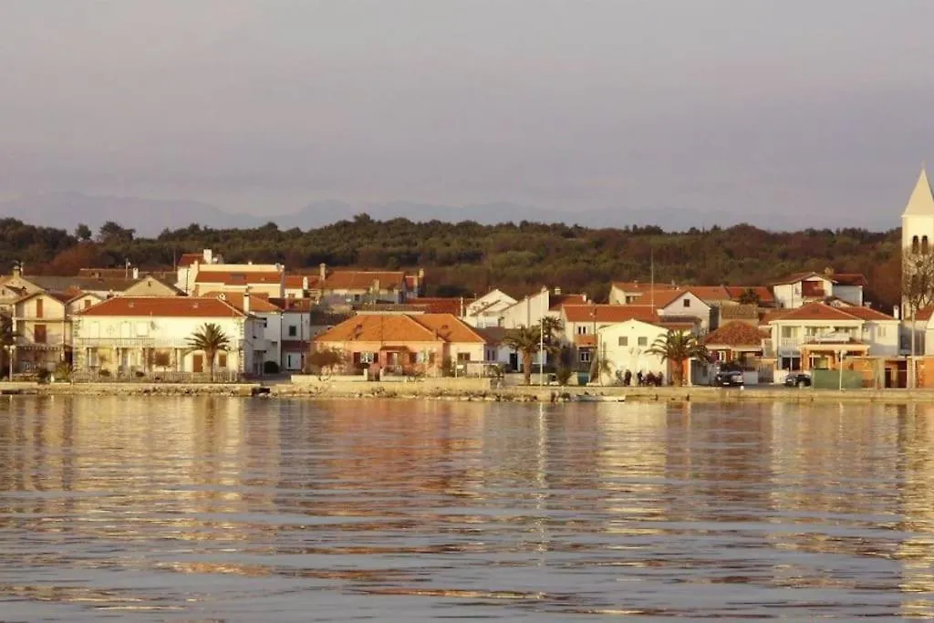 Villa Zhouse Inn - Your Holiday House Petrcane